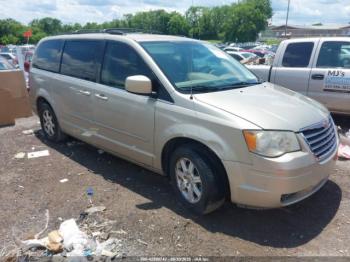  Salvage Chrysler Town & Country