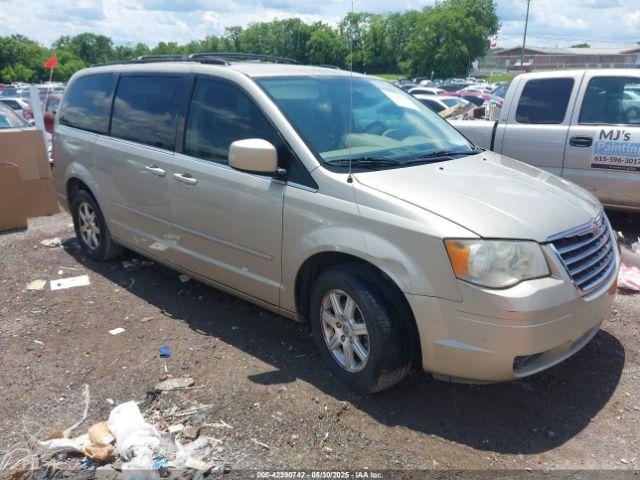  Salvage Chrysler Town & Country