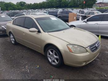  Salvage Nissan Altima