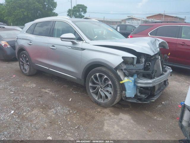  Salvage Lincoln Nautilus