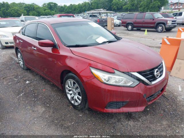  Salvage Nissan Altima