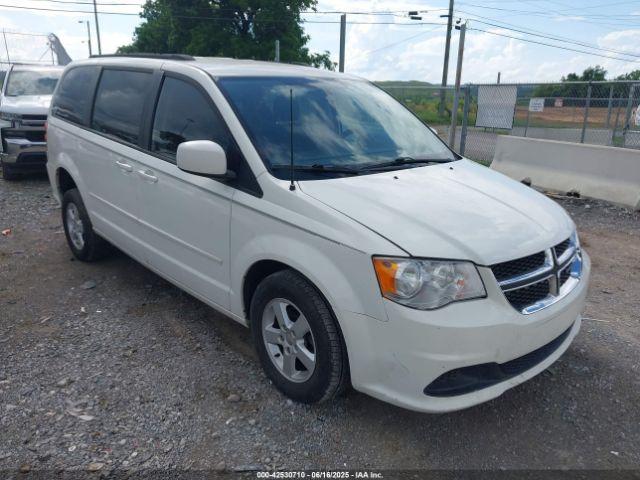  Salvage Dodge Grand Caravan