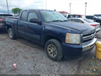  Salvage Chevrolet Silverado 1500