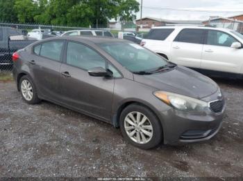  Salvage Kia Forte