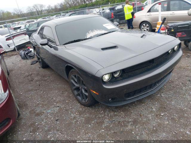  Salvage Dodge Challenger