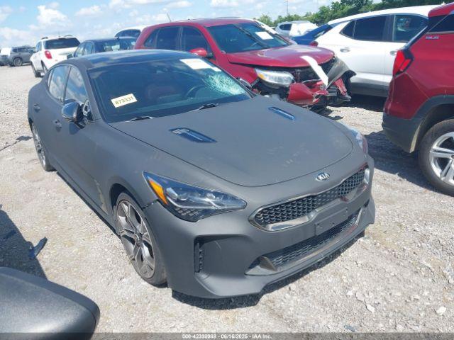  Salvage Kia Stinger
