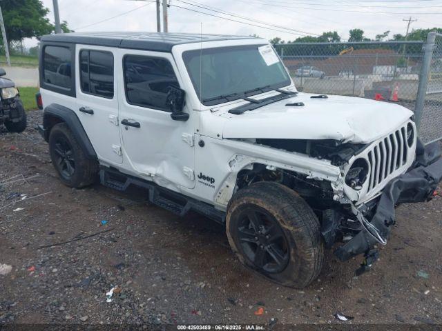  Salvage Jeep Wrangler