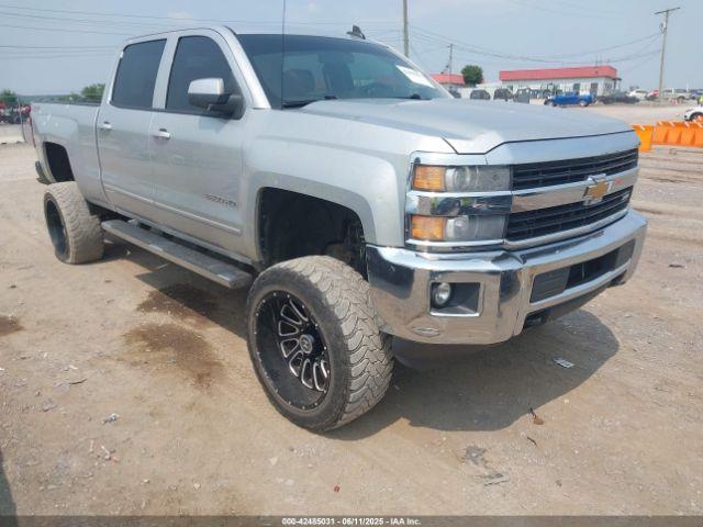  Salvage Chevrolet Silverado 2500