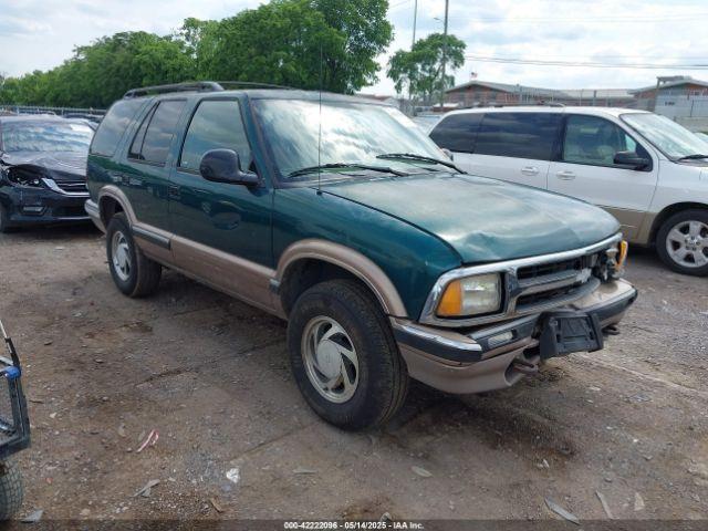  Salvage Chevrolet Blazer