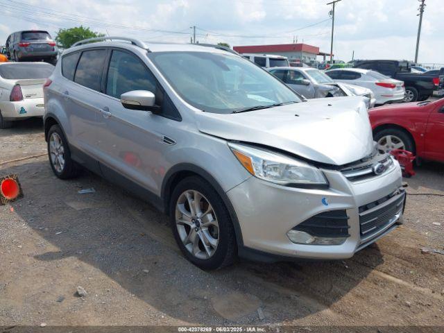  Salvage Ford Escape