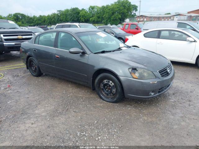  Salvage Nissan Altima