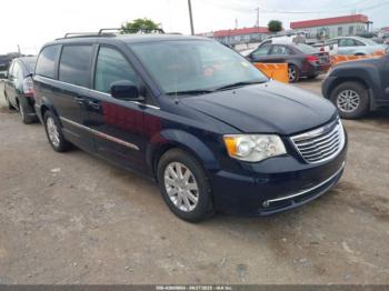  Salvage Chrysler Town & Country
