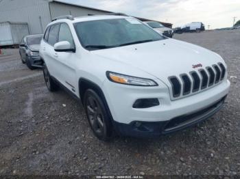  Salvage Jeep Cherokee