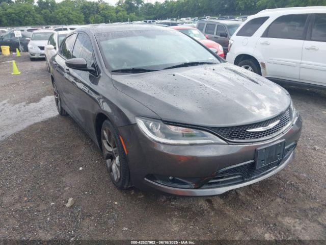  Salvage Chrysler 200