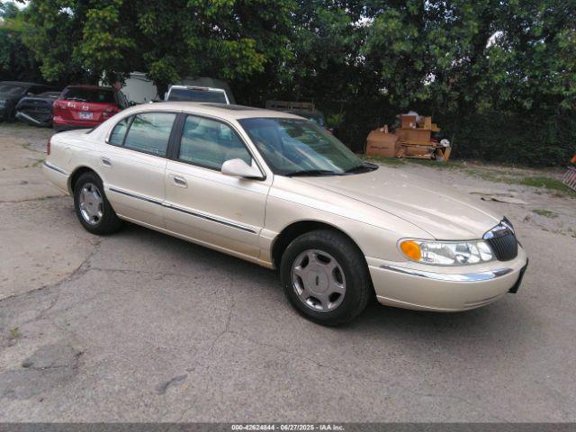  Salvage Lincoln Continental