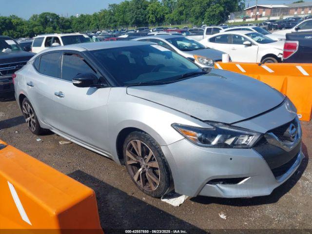  Salvage Nissan Maxima