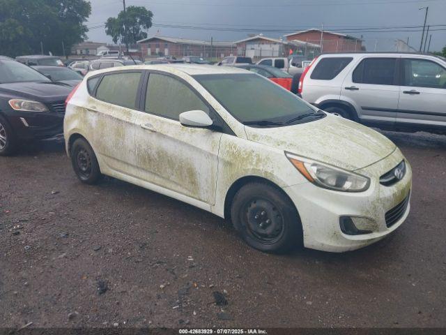  Salvage Hyundai ACCENT