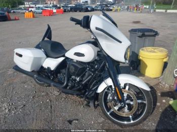  Salvage Harley-Davidson Flhx