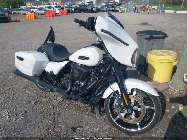  Salvage Harley-Davidson Flhx