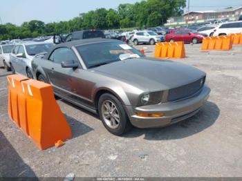  Salvage Ford Mustang