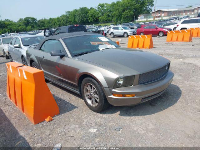  Salvage Ford Mustang