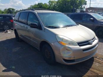  Salvage Toyota Sienna