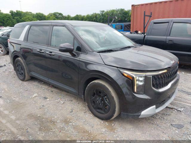  Salvage Kia Carnival
