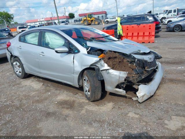  Salvage Kia Forte
