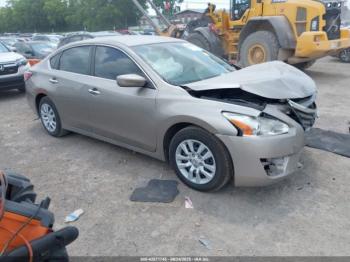  Salvage Nissan Altima