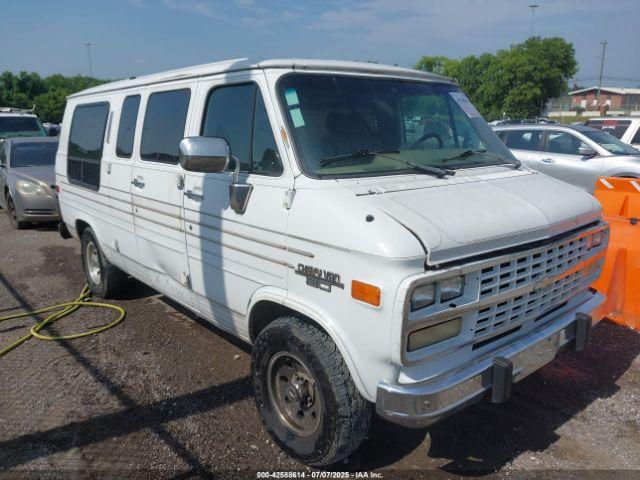  Salvage Chevrolet G20