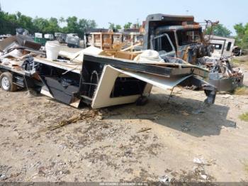  Salvage Cougar Travel Trlr