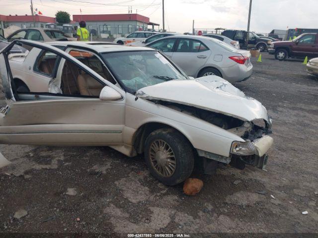  Salvage Mercury Cougar
