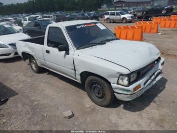  Salvage Toyota Pickup