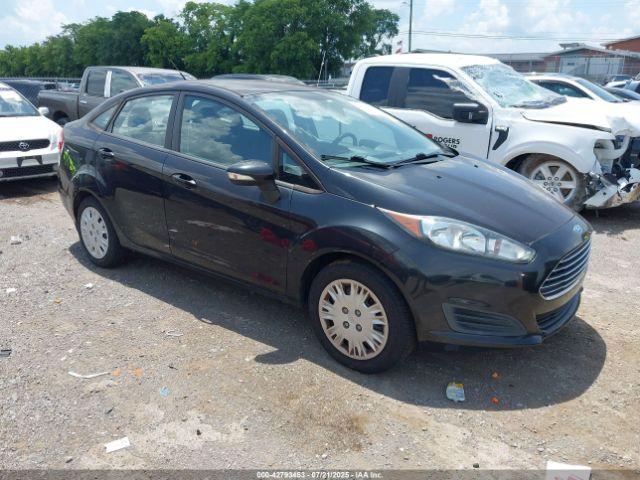  Salvage Ford Fiesta