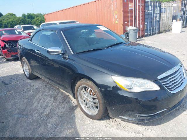  Salvage Chrysler 200