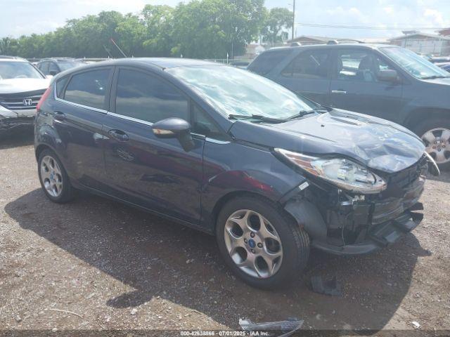  Salvage Ford Fiesta