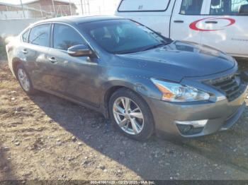  Salvage Nissan Altima