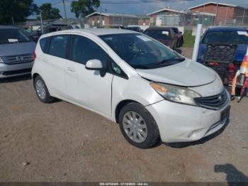  Salvage Nissan Versa