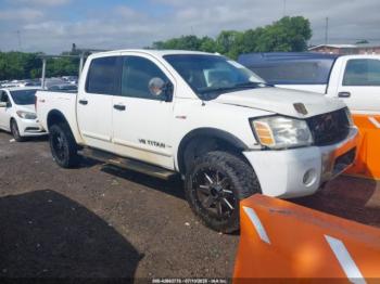  Salvage Nissan Titan