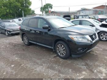  Salvage Nissan Pathfinder