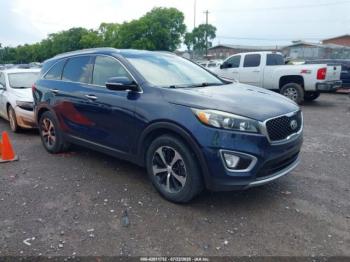  Salvage Kia Sorento