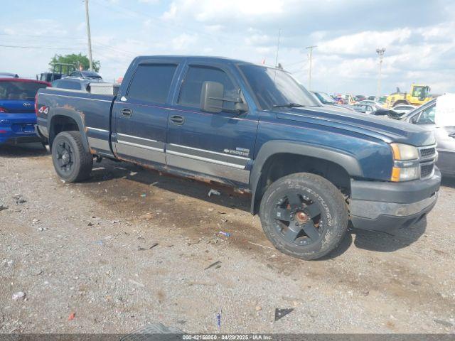  Salvage Chevrolet Silverado 2500