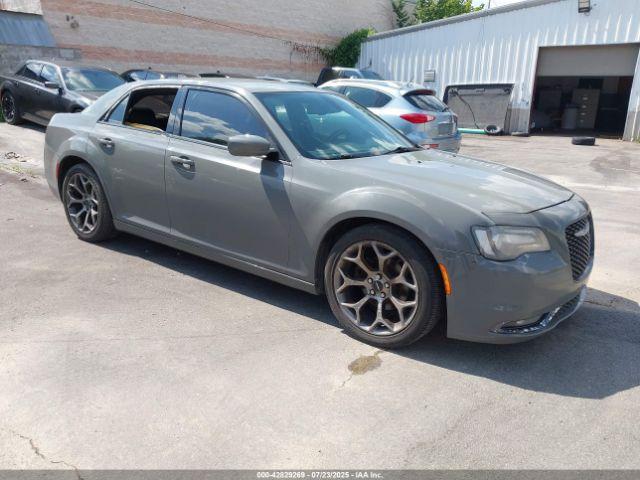  Salvage Chrysler 300