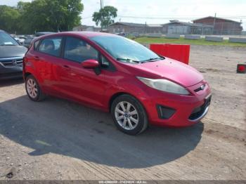  Salvage Ford Fiesta