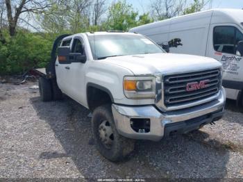  Salvage General Motors Sierra 3500hd Chassis
