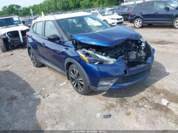  Salvage Nissan Kicks
