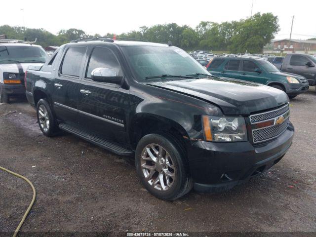  Salvage Chevrolet Avalanche 1500