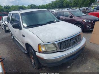  Salvage Ford Expedition