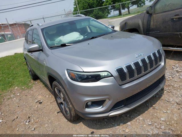  Salvage Jeep Cherokee