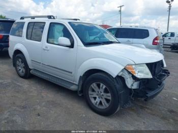  Salvage Nissan Pathfinder